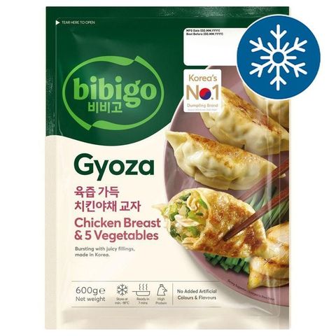 Bibigo Gyoza Dumplings Knedlíčky plněné kuřecím masem a 5 druhy zeleniny | 600 g