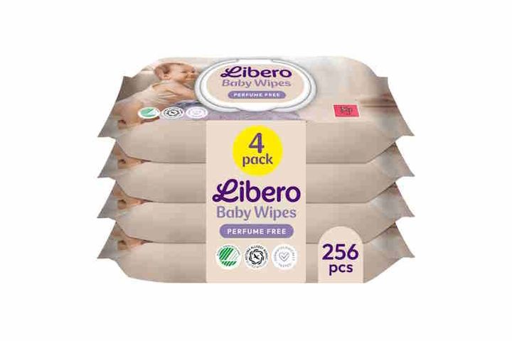 Libero parfüm- és műanyagmentes nedves törlőkendő 4 x 64 db