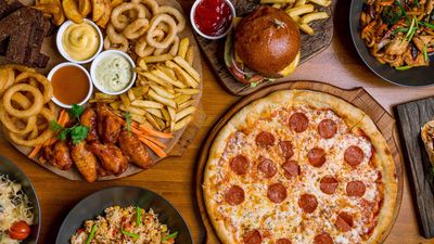 Vitéz László Pizzéria-Étterem