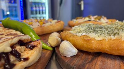 PUFF-PUFF Lángos Terasz