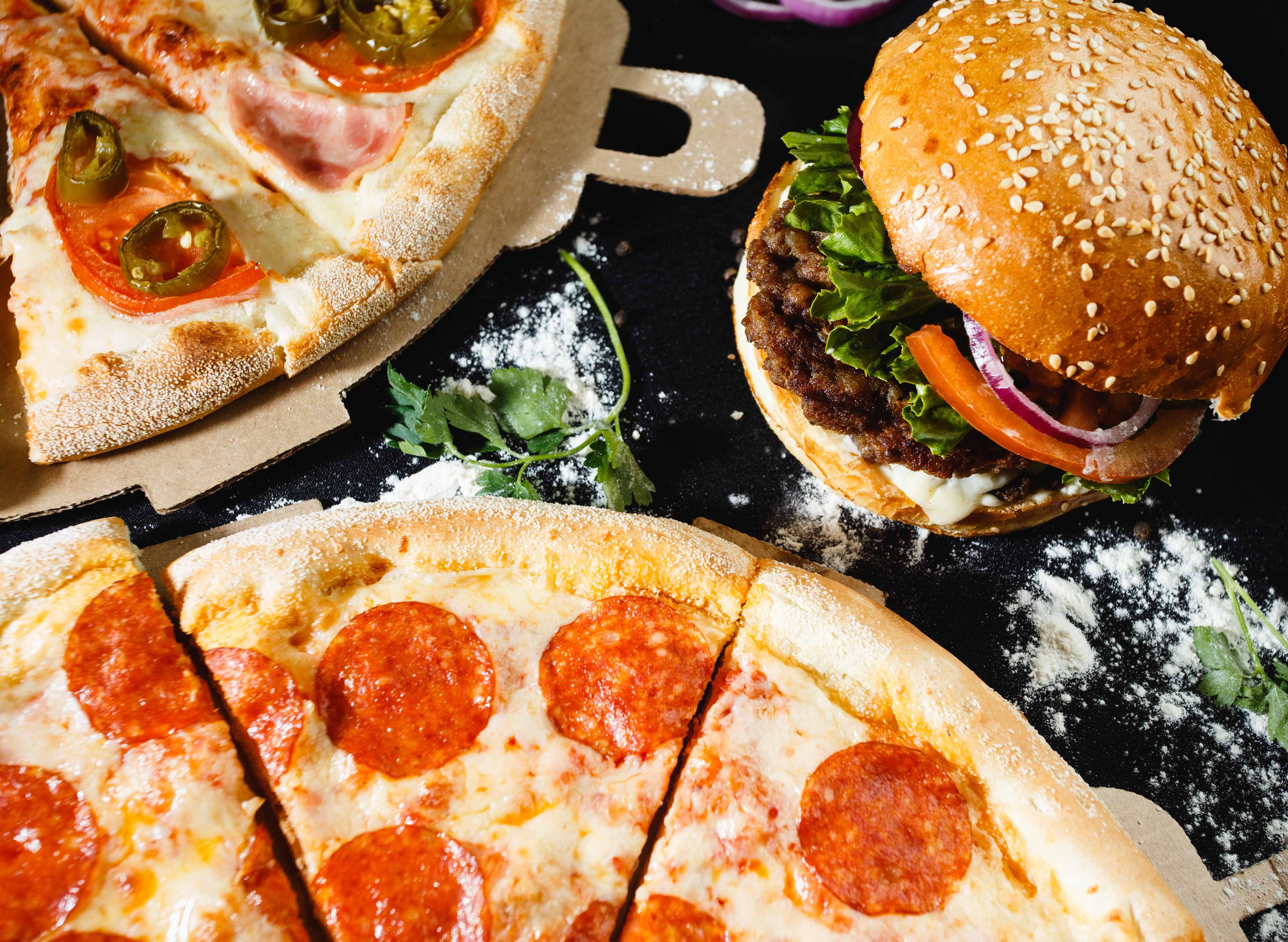 Gardemoen Pizza & Burger vendor logo