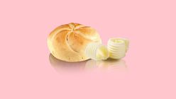 Semmel mit Butter