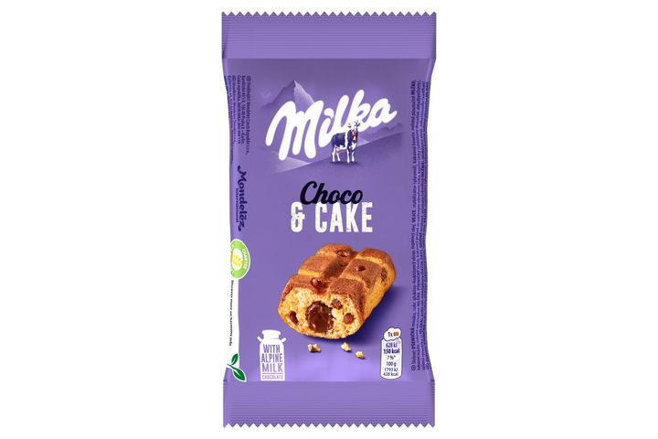 Milka Cake & Choc Piskóta Tejcsokoládé Darabokkal és Csokoládés Töltelékkel 35 G