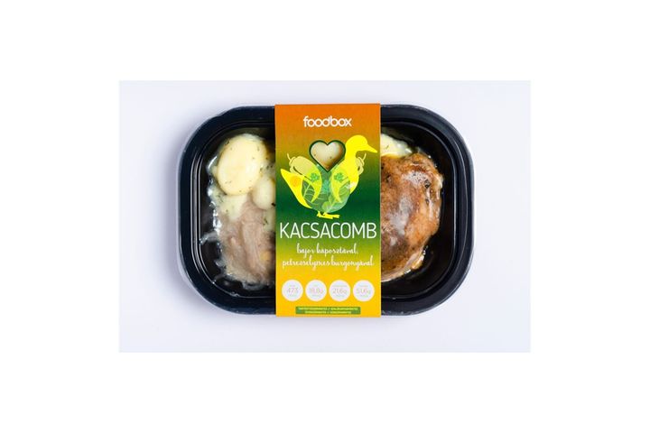 Kacsacomb bajorkáposztával, petrezselymes burgonyával 400 g