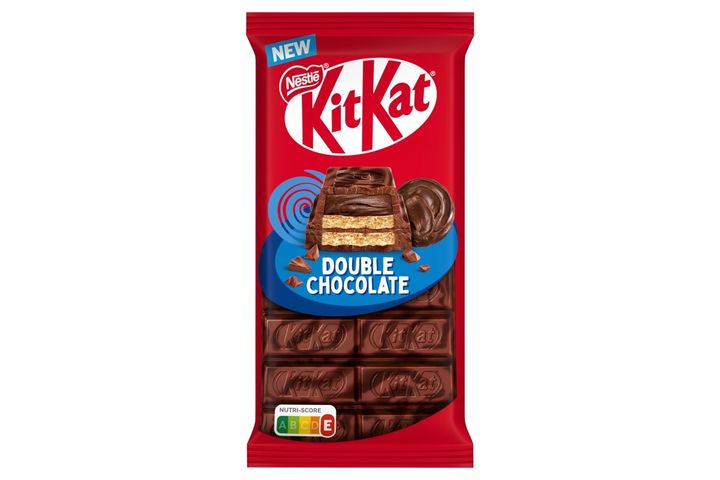KitKat Double Chocolate kakaós krémmel töltött ropogós ostya tej- és étcsokoládéban 99 g
