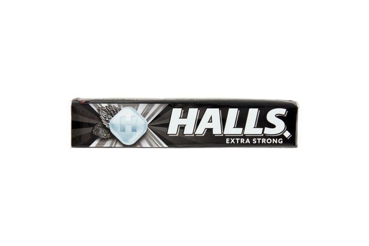 Halls extra erős mentol-eukaliptuszízű töltetlen keménycukorka 33,5 g