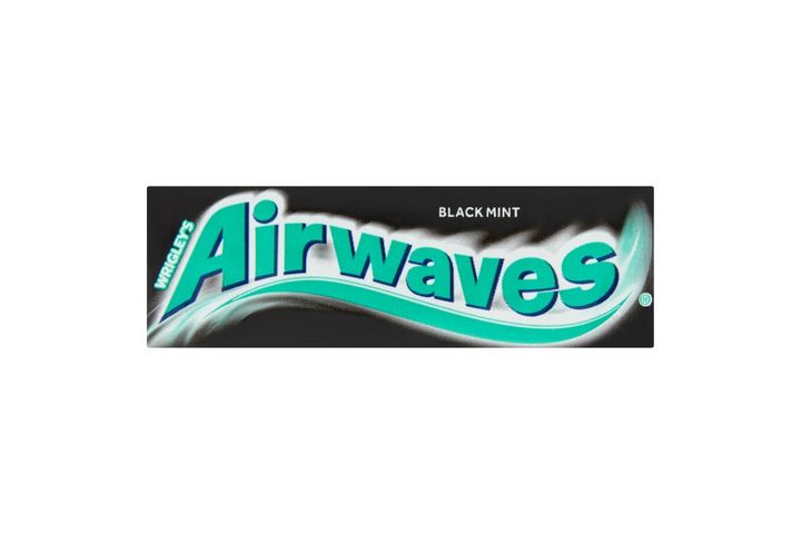 Airwaves Black Mint Menthol and Anise-Flavoured Sugar-Free Chewing Gum with Sweetener 14 g
