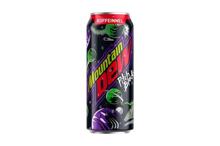 Mountain Dew Pitch Black fekete szőlő és citrus aromákkal ízesített szénsavas üdítőital 500 ml