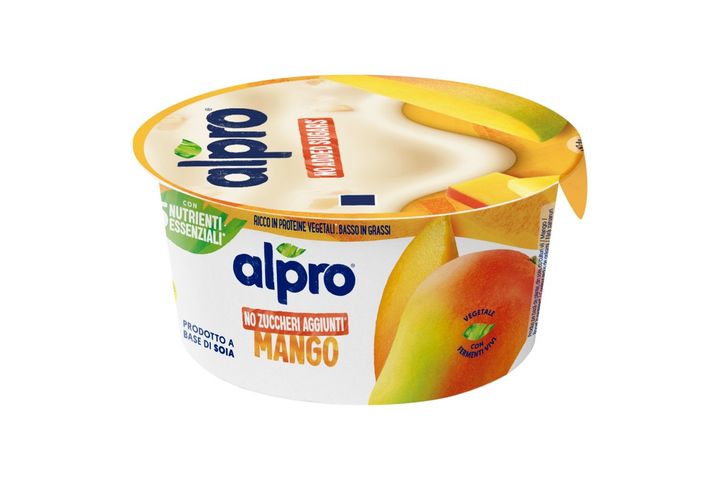 Alpro Fermented Soy Preparation with Mango, Added Calcium and Vitamins 135 g