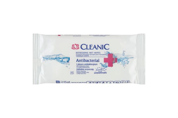 Cleanic Antibacterial nedvesített frissítő törlőkendő 15 db