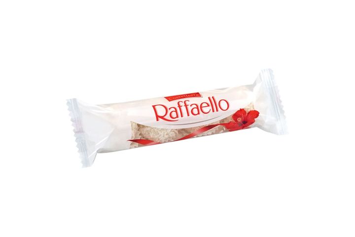 Raffaello kókuszreszelékkel borított ropogós ostyakülönlegesség kókuszos krémmel töltve 40 g