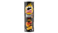 Pringles Hot Flamin' sajt és chili ízesítésű sós snack 160 g
