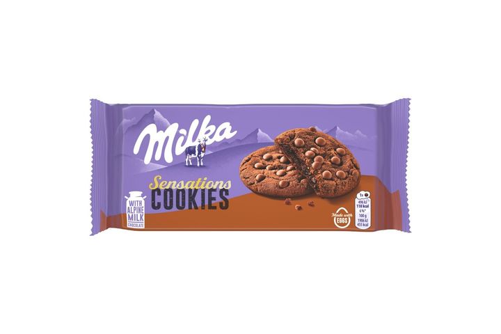 Milka Soft Inside Chocolate Cookies with Alpine Milk Chocolate Pieces 156 g