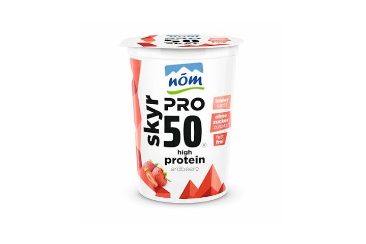 Nöm Pro Skyr strawberry flavored yogurt 500g